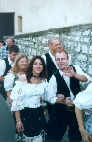 Kirwa - Moidla und Boum (26kB)